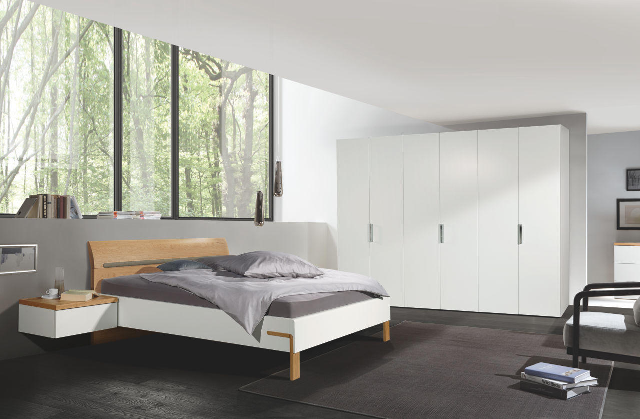 hülsta. Dream | Schlafzimmer-Set | 6-türiger Drehtürenschrank | 2 Hängekonsolen