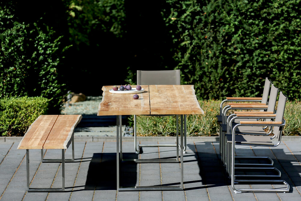 Niehoff Garden. Solid | T2G1 | Tisch | 280 x 95 cm | Profilkufe Edelstahl/Teak gebürstet Niehoff Garden. Solid | T2G1 | Tisch | 280 x 95 cm | Profilkufe Edelstahl/Teak gebürstet