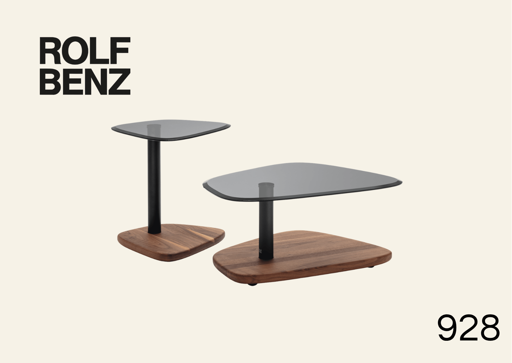 Beistelltische mit abstrakt geformter Tischplatte. Aufschrift Bild: Rolf Benz 928.