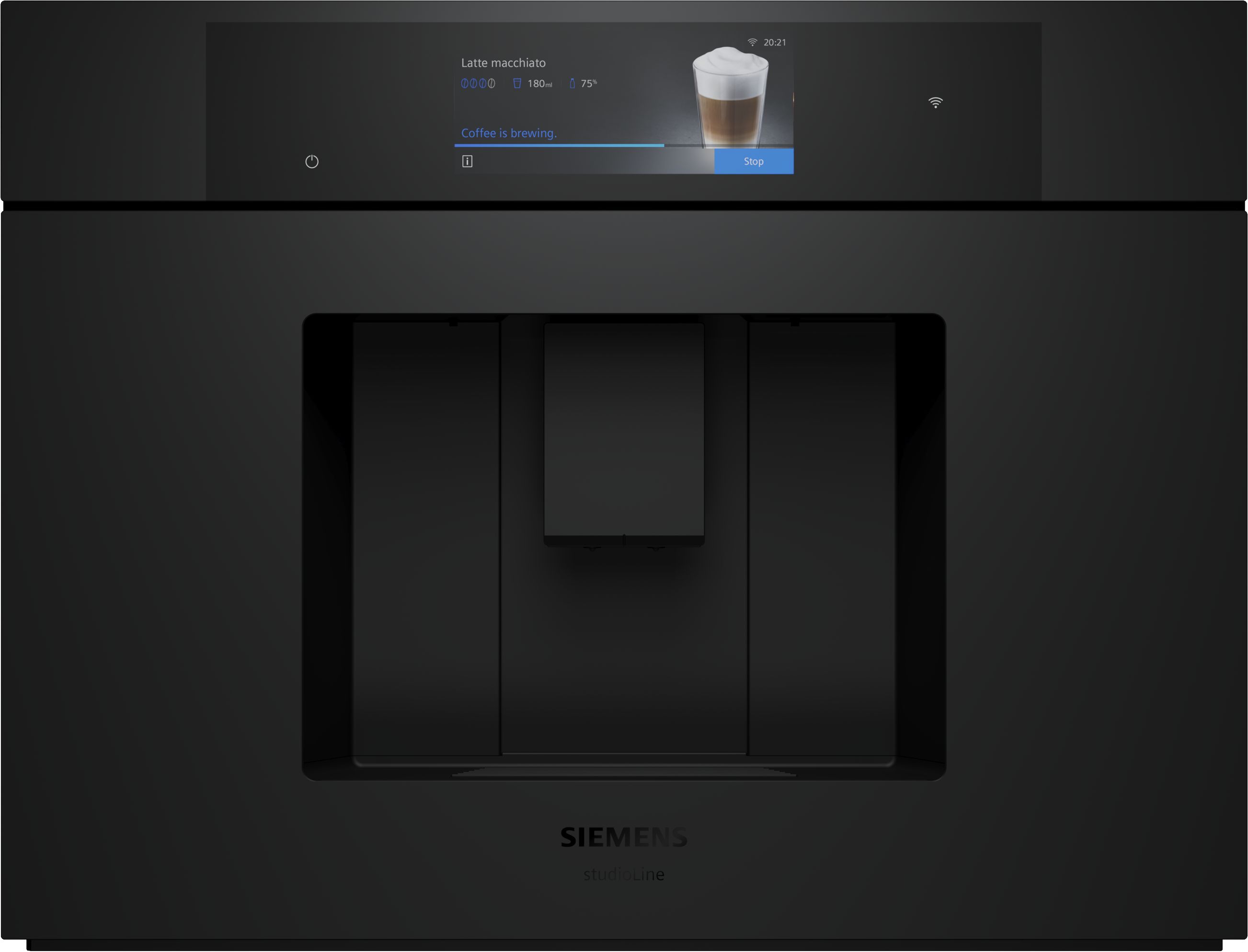 Frontansicht des schwarzen Siemens studioLine Kaffeevollautomaten mit hochauflösendem TFT-Touchdisplay, das gerade die Zubereitung eines Latte Macchiato anzeigt.