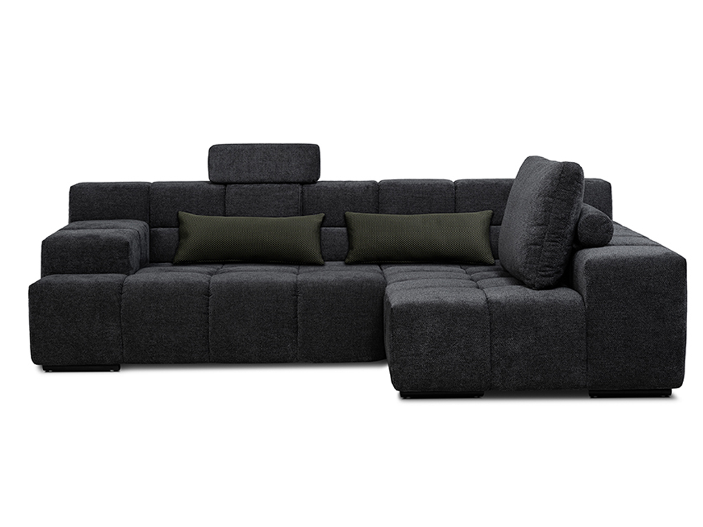 Bequemes, dunkelgraues, modulares Sofa mit verstellbarer Kopfstütze und grünen Zierkissen