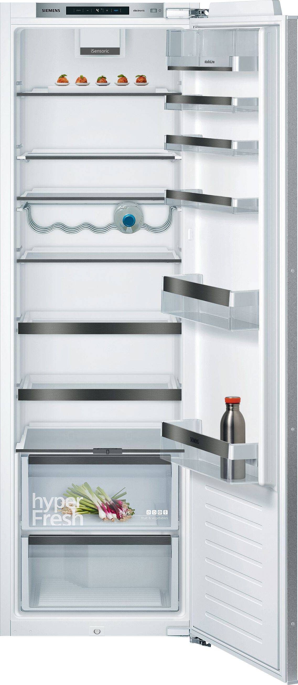 Offener Einbaukühlschrank mit mehreren Ablagefächern, Flaschenhalter und hyperFresh-Schublade