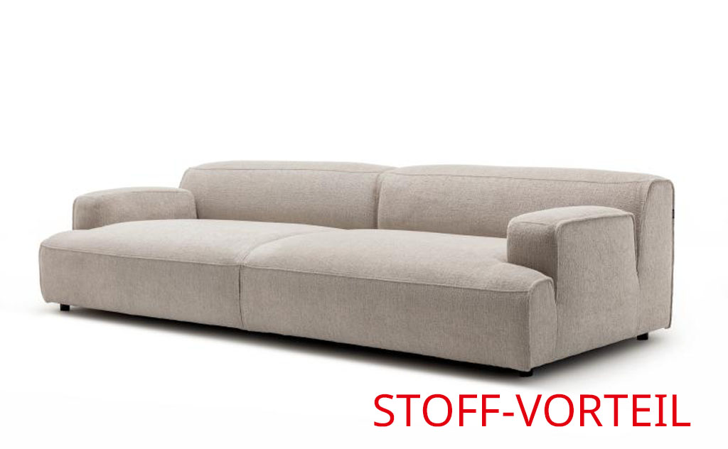 modernes graues Loungesofa vor weißem Hintergrund