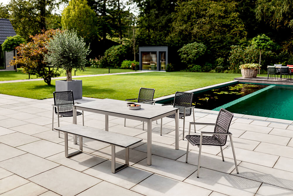 Niehoff Garden. Velina | G873 | Tisch | 160 x 95 cm | Edelstahl /HPL Beton Niehoff Garden. Velina | G873 | Tisch | 160 x 95 cm | Edelstahl /HPL Beton