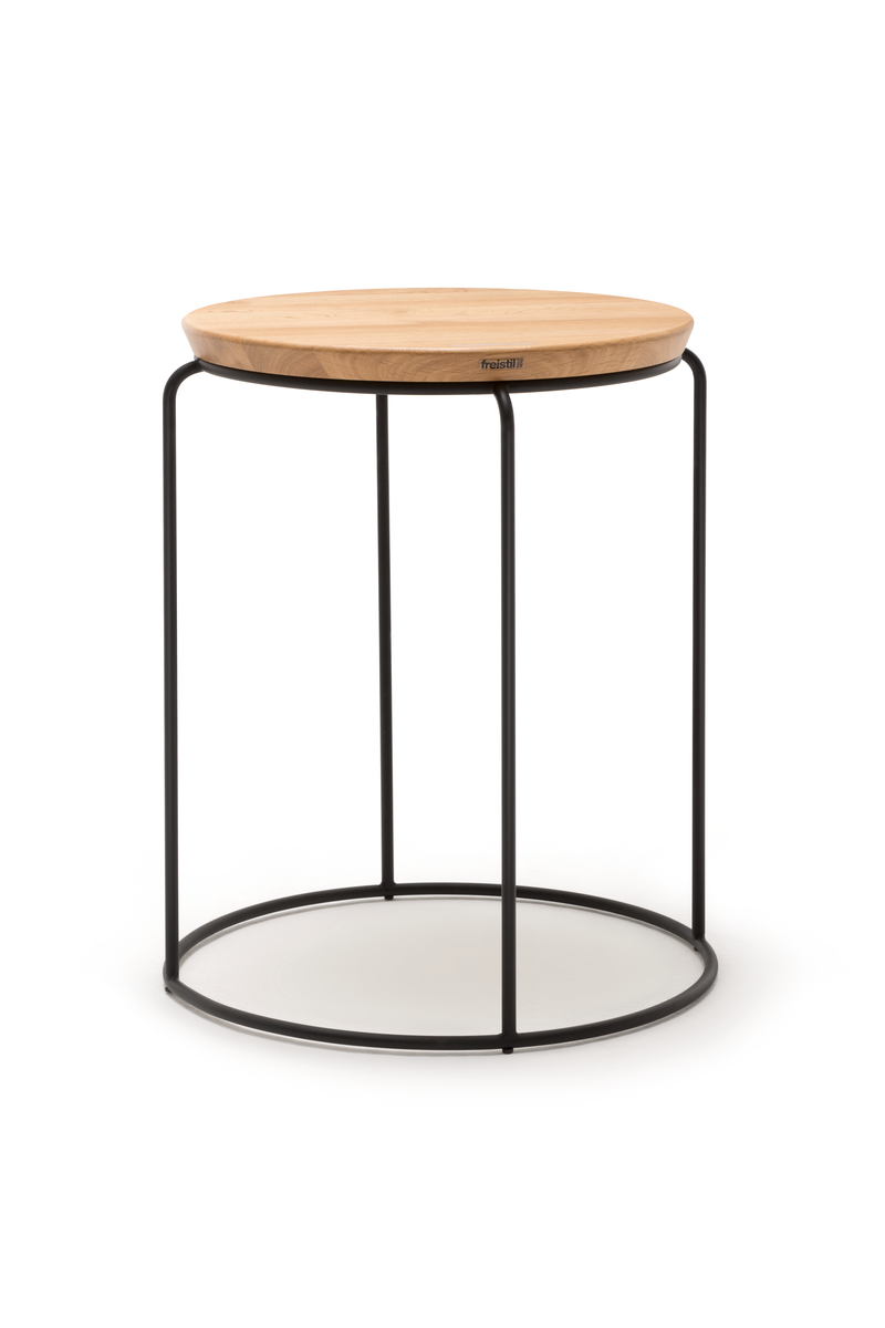 freistil Rolf Benz 151 - Couchtisch | 5 Größen konfigurierbar Moderner Beistelltisch mit runder Holzplatte und schwarzem Metallgestell
