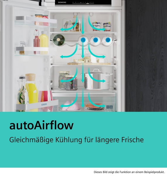 Schema der "autoAirflow" Funktion im Kühlschrank. Blaue Pfeile zeigen, wie die Luft im Innenraum zirkuliert, um eine gleichmäßige Kühlung zu gewährleisten.