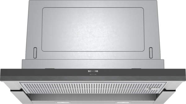 Siemens studioLine - Flachschirmhaube iQ500 (60 cm) INKL. 5 JAHRE GARANTIE | LI67SA561S Ansicht einer modernen Einbau-Dunstabzugshaube aus Edelstahl mit klaren Linien und einem eleganten Design, geeignet für moderne Küchen.