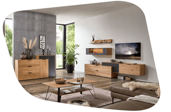 Wohnzimmereinrichtung mit Massivholz mit Kaminholz Akzent und anthrazit Metallelementen