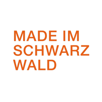 Schriftzug 'MADE IM SCHWARZWALD', der die Herkunft aus dem Schwarzwald betont.