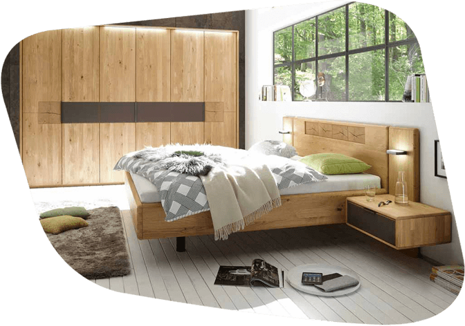 Schlafzimmer mit Holz Möbeln 