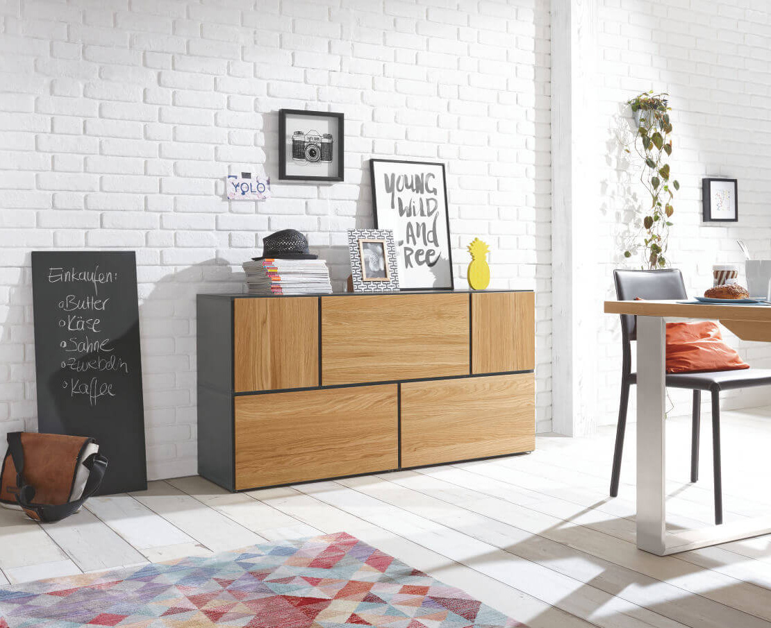 Sideboard mit Holzfront und anthrazit Korpus