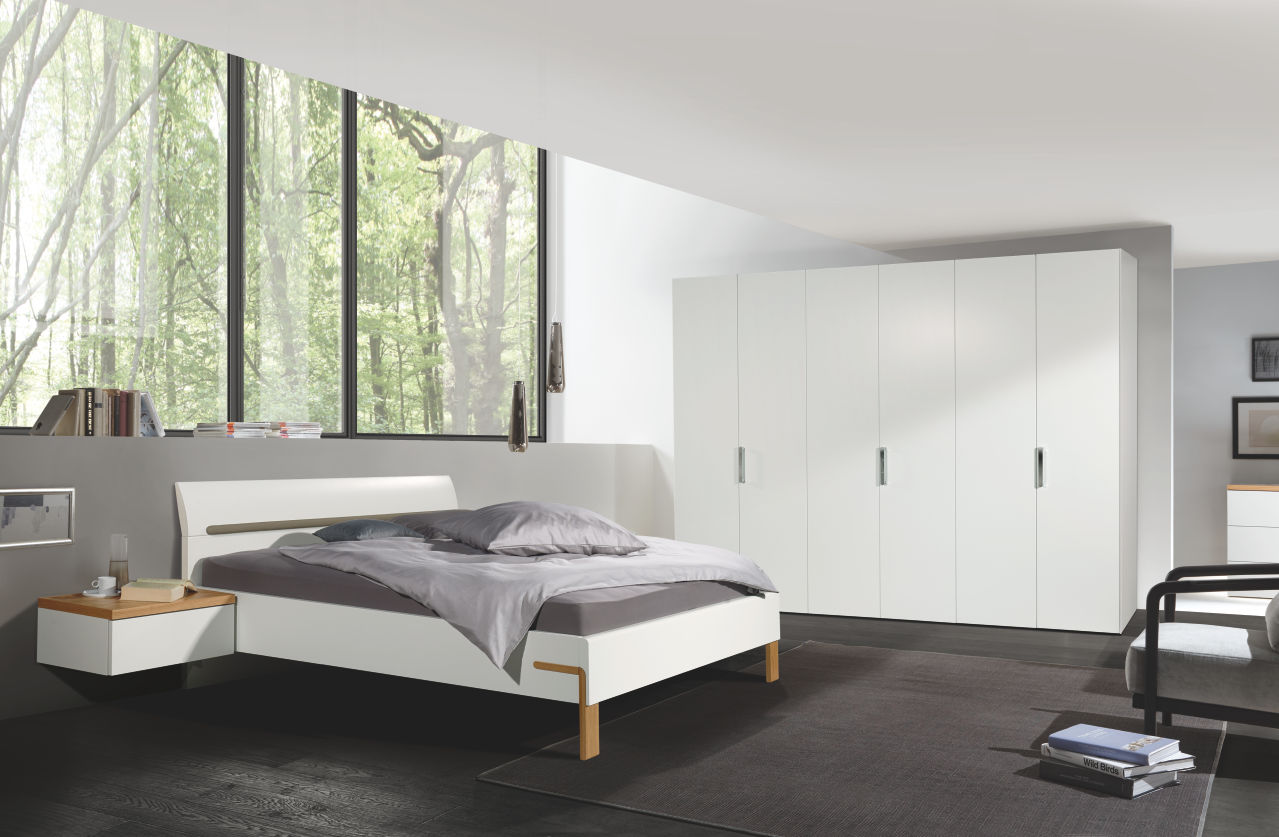 hülsta. Dream | Schlafzimmer-Set | 6-türiger Drehtürenschrank | 2 Hängekonsolen