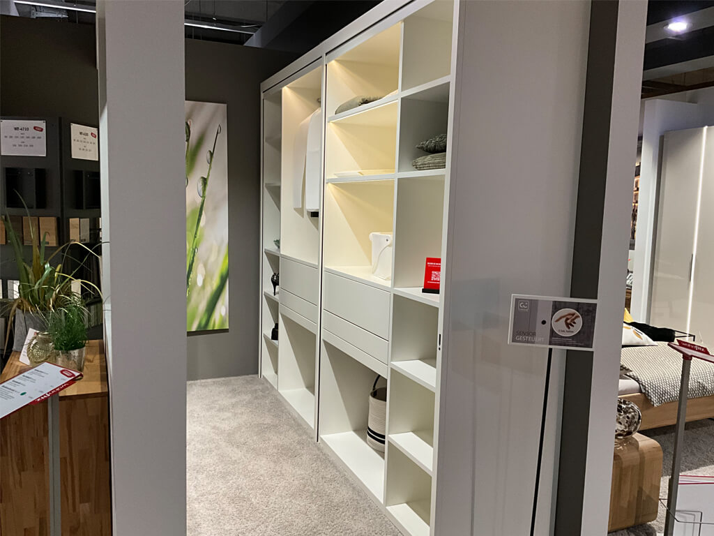 Abverkauf Kleiderschrank AV.241352.2