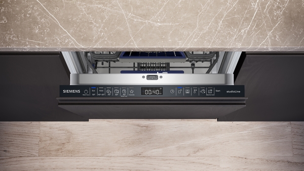 Bedienblende mit Programmtasten und digitaler Anzeige ("00:48").