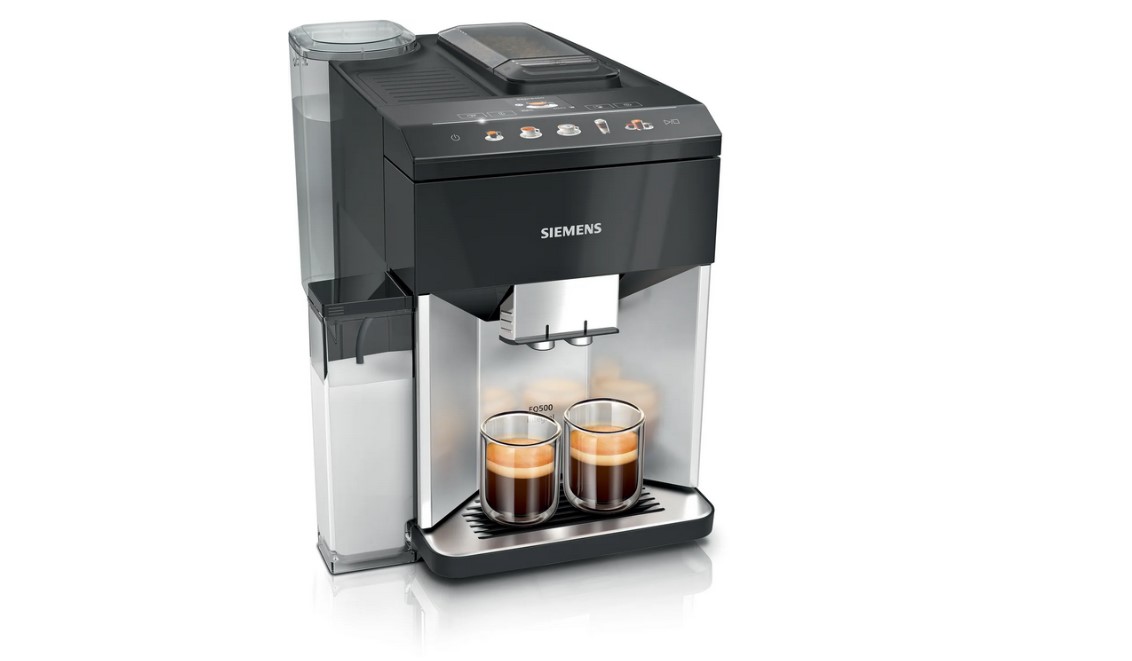 Siemens Kaffeevollautomat mit zwei vollen Kaffeetassen im Vordergrund