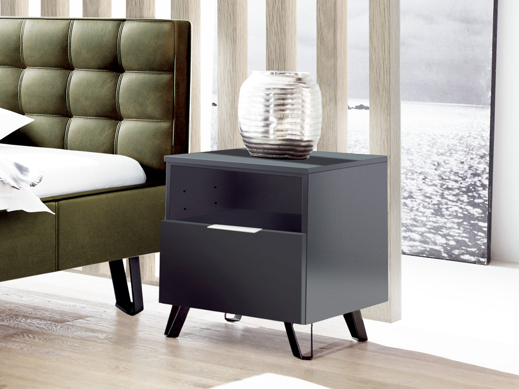 Hasena - Selezione Nachttisch Onia  | 1 Schublade | B: 45 cm | alle Ausführungen konfigurierbar grauer nachttisch mit einer schublade und einem offenen fach stilvoll dekoriert an einem bett in einem modernen zimmer onia von hasena