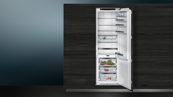 Siemens studioLine KI81FHOD0 iQ700 Einbau-Kühlschrank 177.5 x 56 cm Flachscharnier mit Softeinzug