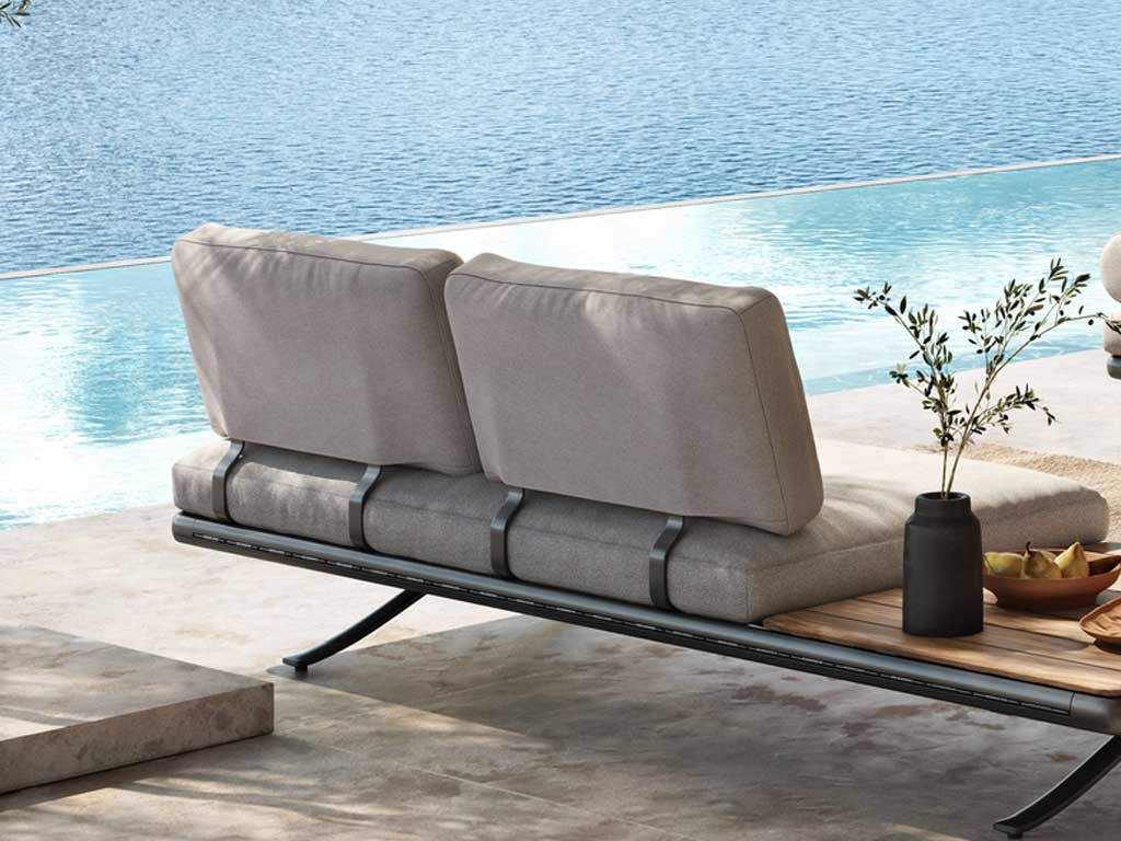 Rolf Benz Yoko 219 - Rückenkissen hoch Lounge von hinten fotografiert mit verstellbaren Rückenpolstern