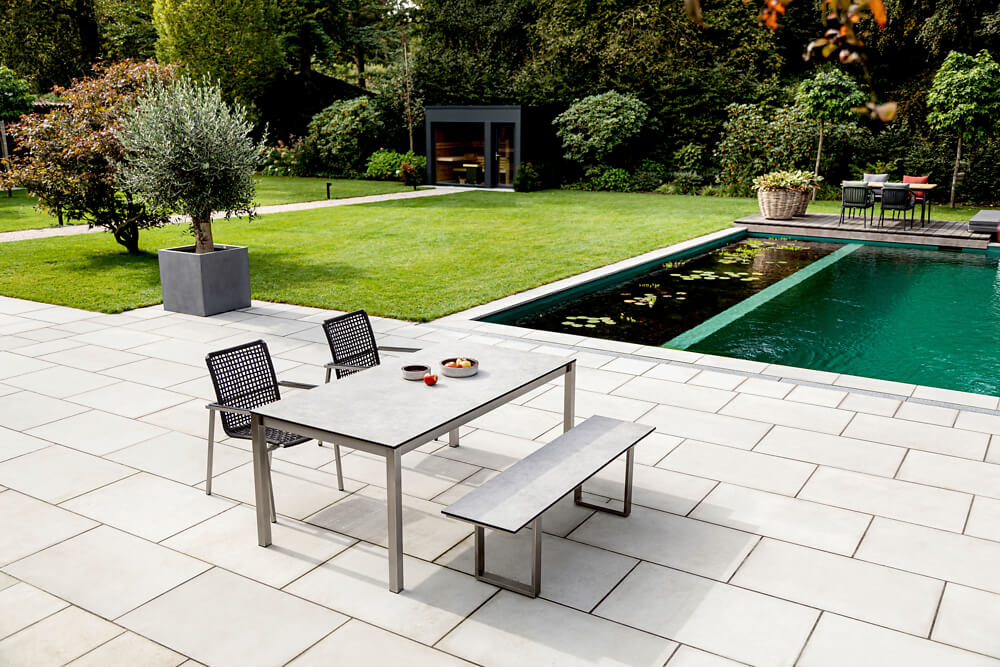 Niehoff Garden. Velina | G873 | Tisch | 160 x 95 cm | Edelstahl /HPL Beton Niehoff Garden. Velina | G873 | Tisch | 160 x 95 cm | Edelstahl /HPL Beton