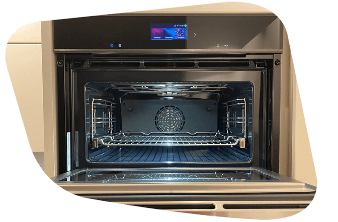 Eingebautes Siemens studioLine Kompaktgerät.