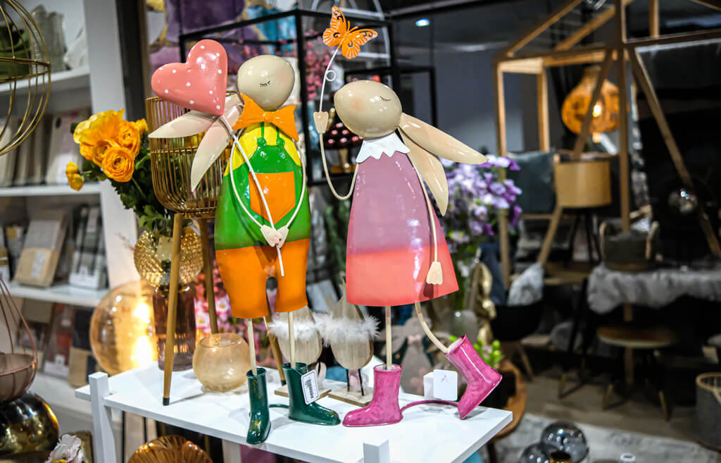 Kunterbunte Osterhasen zur Dekoration