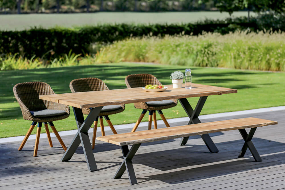 Niehoff Garden. Solid | T2G1 | Tisch | 280 x 95 cm | Profilkufe Edelstahl/Teak gebürstet Niehoff Garden. Solid | T2G1 | Tisch | 280 x 95 cm | Profilkufe Edelstahl/Teak gebürstet