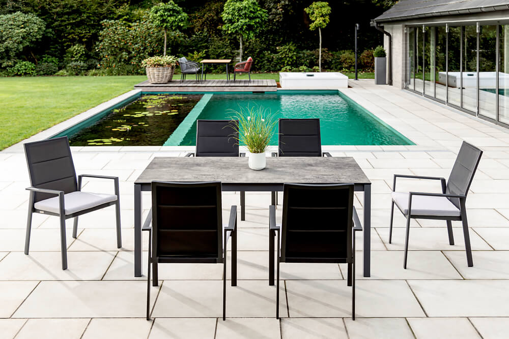 Niehoff Garden. Velina | G873 | Tisch | 160 x 95 cm | Edelstahl /HPL Beton Niehoff Garden. Velina | G873 | Tisch | 160 x 95 cm | Edelstahl /HPL Beton