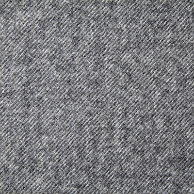 Nahaufnahme eines grauen Teppichbodens mit dezentem Muster, ideal für Wohn- und Geschäftsräume