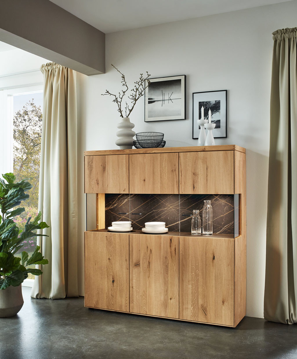 Wöstmann WM 2520 - Highboard | Type 4363 | B: 136,9 cm | Wildeiche massiv