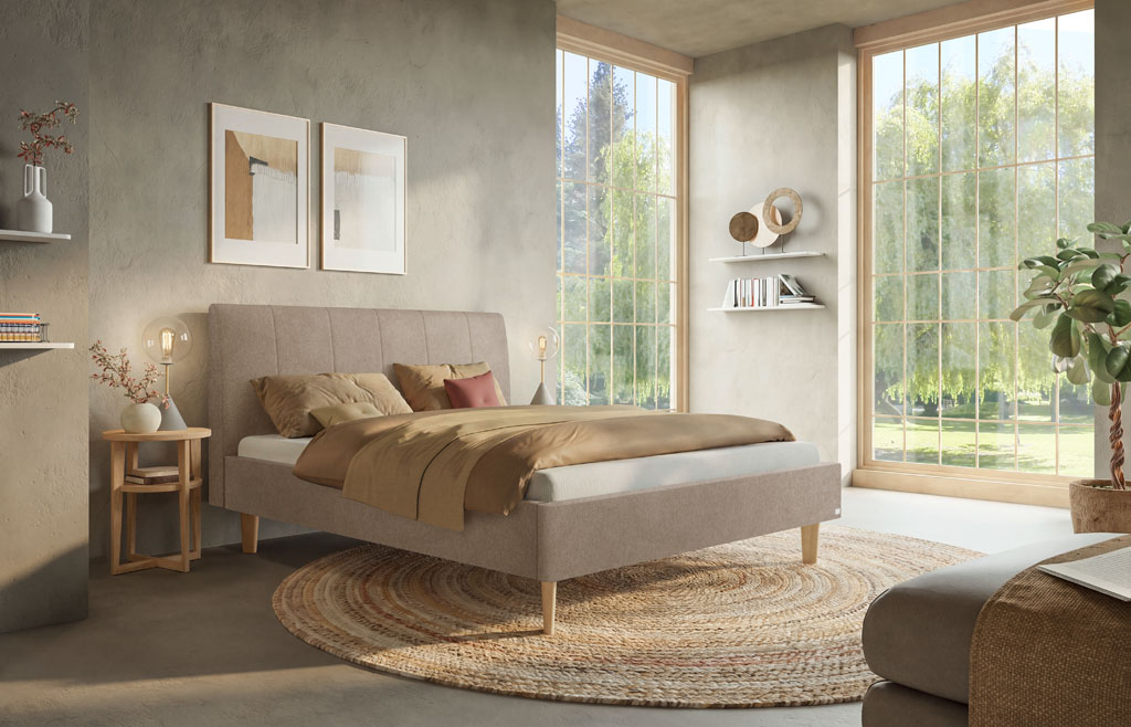 Sandfarben bezogenes Polsterbett mit vertikal abgestepptem Kopfteil und Holzfüßen in einem hellen, modern eingerichteten Schlafzimmer (KI-generiert)