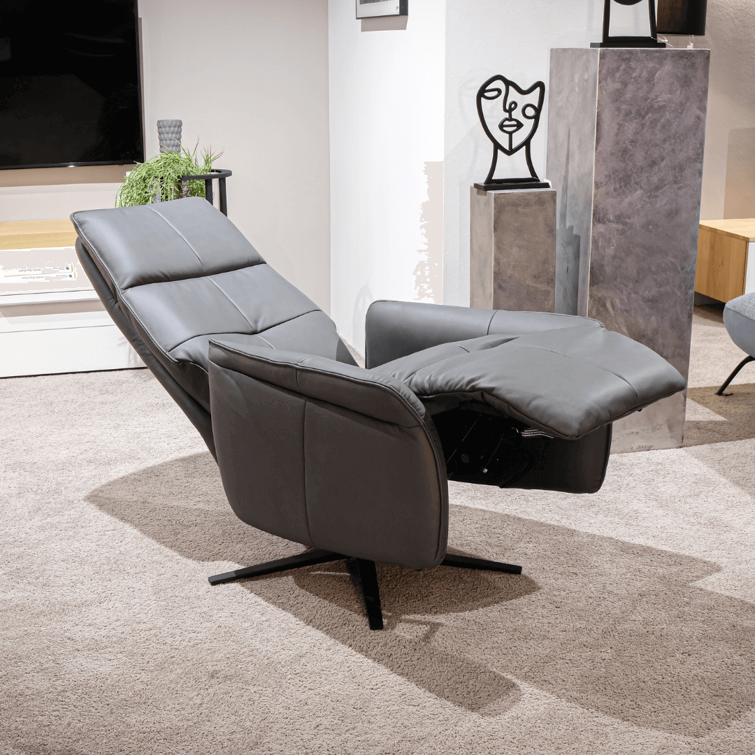 Himolla. Joker 9361 | Relaxsessel | Leder Soft-Nappa, Bezug Nero 