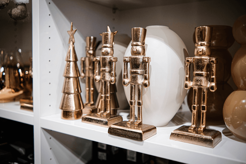 Weihnachtsdeko, Nussknacker in metallic Look