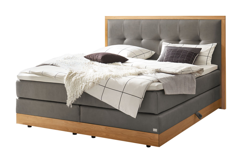 835 - Monet Steel