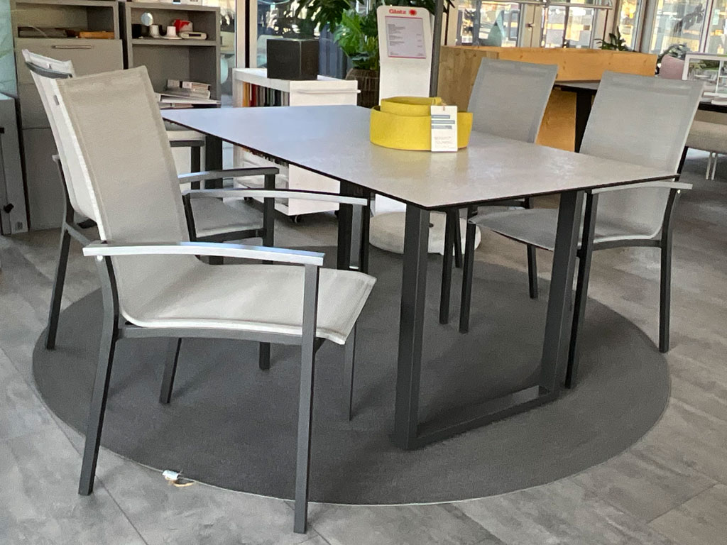 Stern KUFENTISCHSYSTEM + EVOEE + AUFLAGEN | Tischgruppe