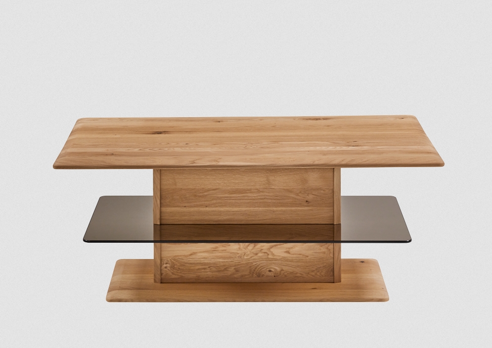 Wöstmann Aurum - Couchtisch | Type 9507 | höhenverstellbar | Wildeiche massiv | B: 120 cm Quadratischer, moderner Couchtisch aus Holz mit Glasablage in der Mitte