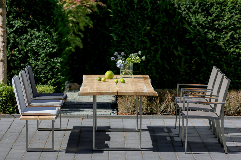 Niehoff Garden. Solid | T2G1 | Tisch | 280 x 95 cm | Profilkufe Edelstahl/Teak gebürstet Niehoff Garden. Solid | T2G1 | Tisch | 280 x 95 cm | Profilkufe Edelstahl/Teak gebürstet