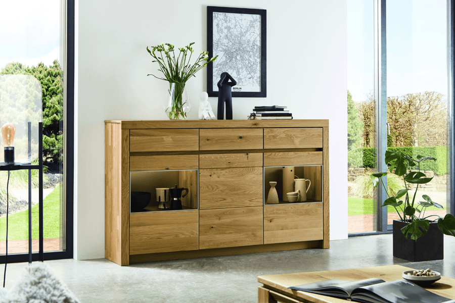 Massivholz Highboards mit Vitrineneinsätzen