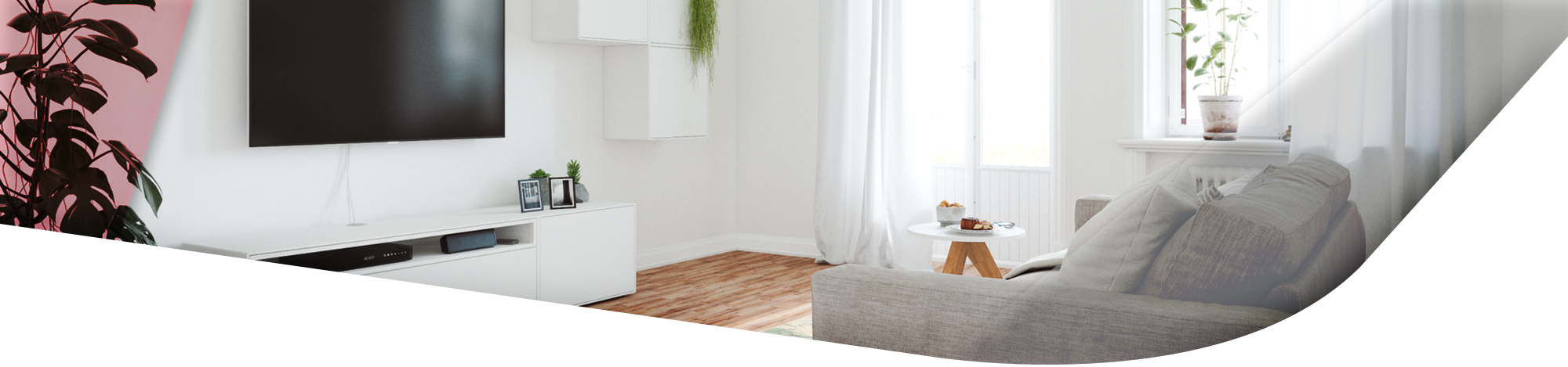 weißes Lowboard und weiße Hängeelemente im Wohnzimmer