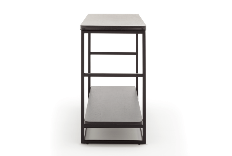 Seitenansicht eines modernen Konsolentisches mit schwarzem Metallrahmen und Holzablage