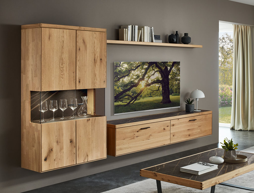 Wöstmann WM 2520 - Hänge-Wohnwand | Type 0014/0114 | B: 318,8 cm | Wildeiche massiv, Keramik