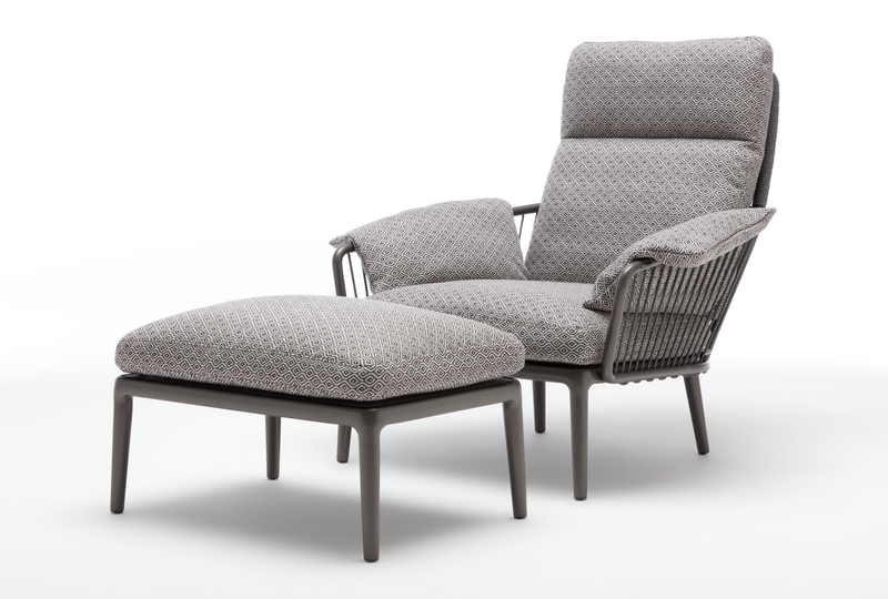 Sessel und Hocker von Rolf Benz Yoko  271