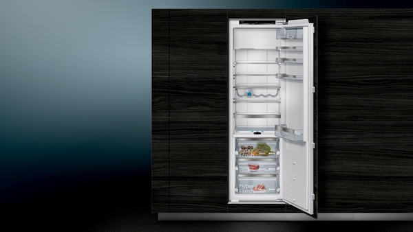 Siemens studioLine KI82FSDE0 iQ700 Einbau-Kühlschrank mit Gefrierfach | 177.5 x 56 cm 