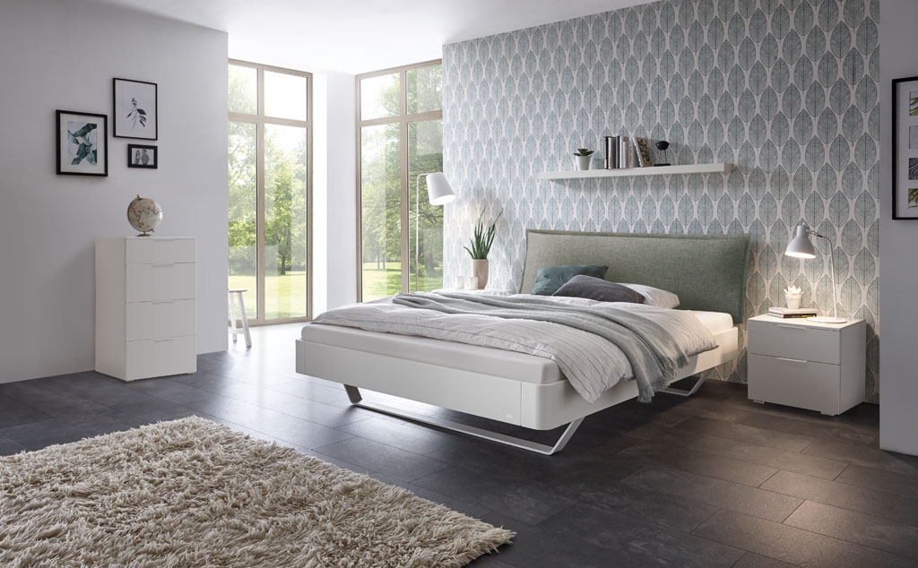 Hasena Fine-Line Bett | Syma 18 Rahmen | Slitto Kufen | Cussina Kopfteil | weiss deckend lackiert
