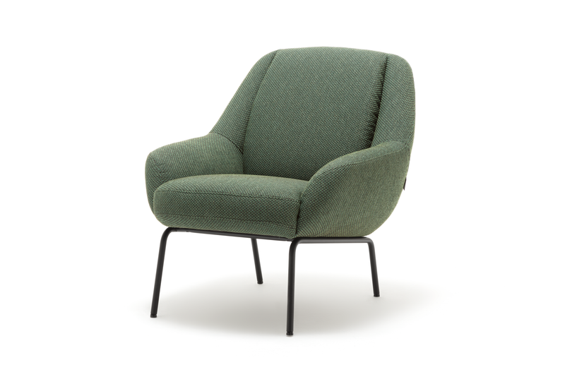 freistil Rolf Benz 138 - Sessel | Stoff laubgrün 4024 | B: 76 cm Grüner Sessel mit bequemer Polsterung und schwarzen Metallbeinen