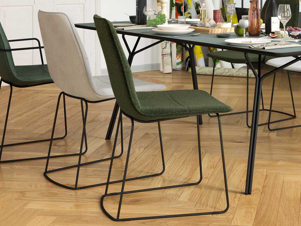 freistil Rolf Benz 117 - Stuhl | Metallgestell und Sitzpolster Esszimmer mit modernem Tisch und stilvollen Stühlen in Grün und Grau, Parkettboden