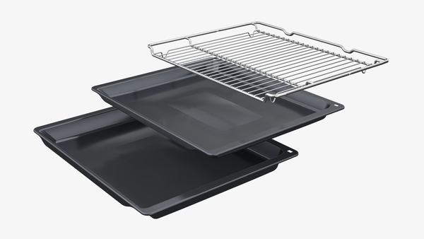 Ein Set bestehend aus einem Edelstahlrost und zwei schwarzen Backblechen in verschiedenen Größen für den Backofen