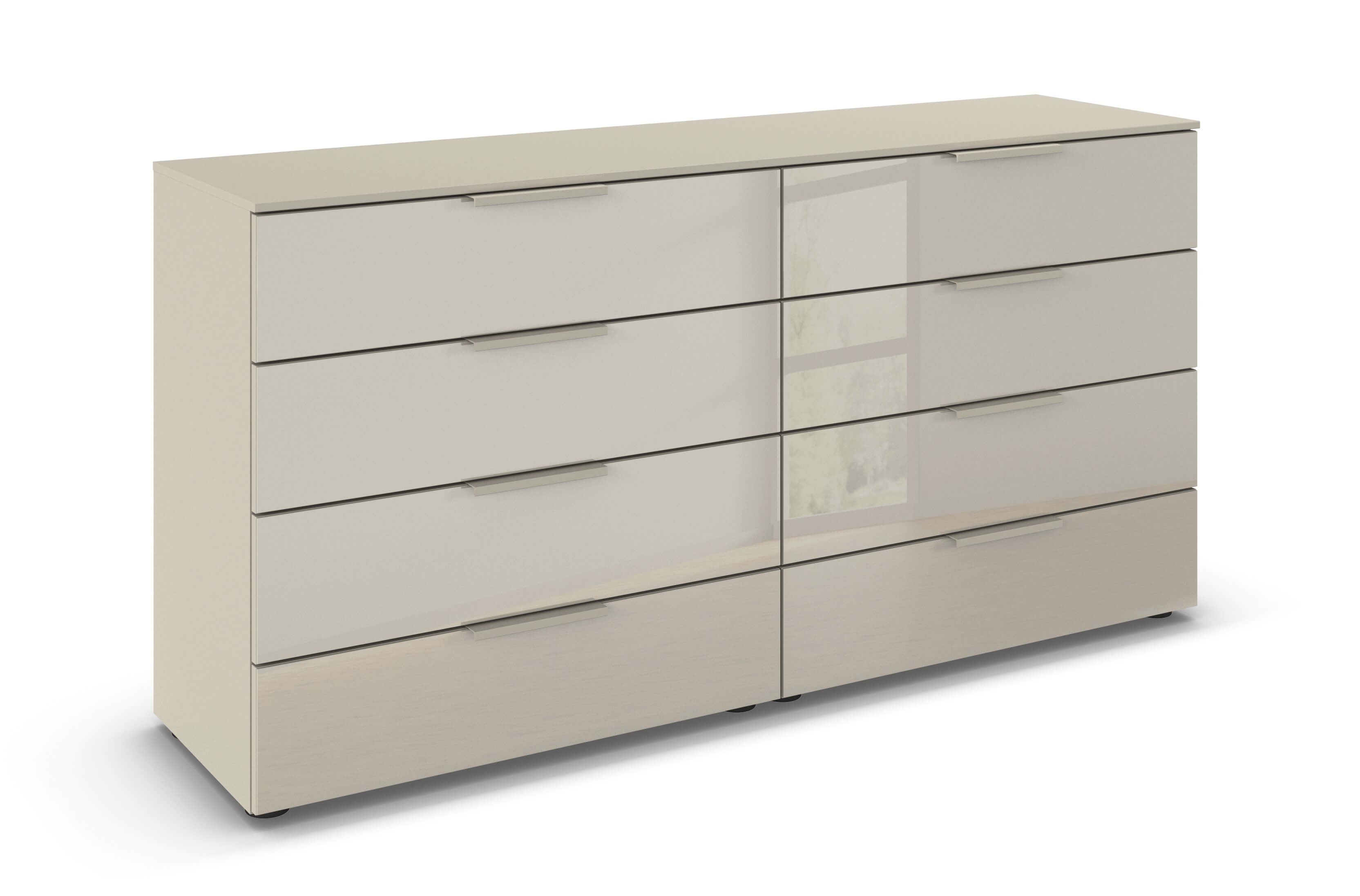 graue Kommode mit acht Schubladen vor weißem Hintergrund