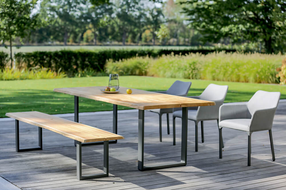 Niehoff Garden. Solid | T2G1 | Tisch | 280 x 95 cm | Profilkufe Edelstahl/Teak gebürstet Niehoff Garden. Solid | T2G1 | Tisch | 280 x 95 cm | Profilkufe Edelstahl/Teak gebürstet