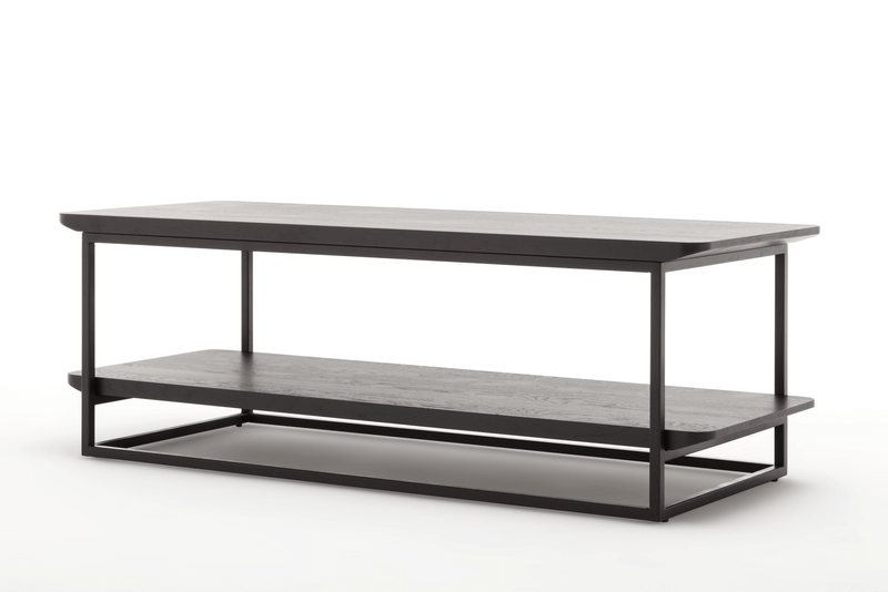 Holzregal mit zwei Ablageflächen und Gestell in schwarzem Metall