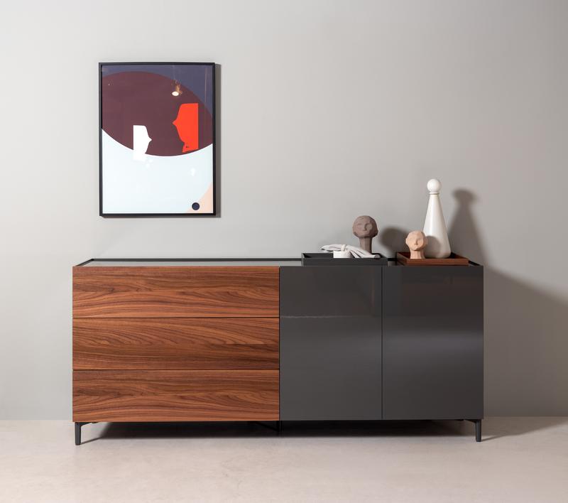 Rolf Benz 9200 Stretto - Sideboard | B: 200 cm | Nussbaum furniert, Lack hochglanz granit